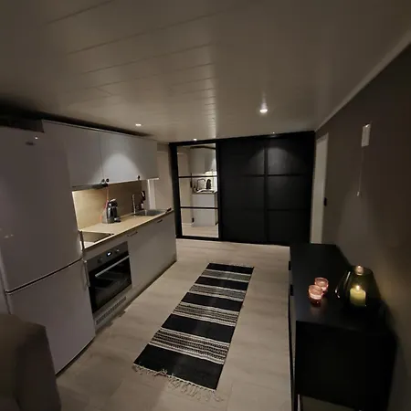 Lägenhet Central Apartment Prestoya