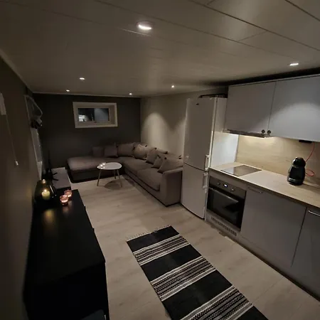 Lägenhet Central Apartment Prestoya